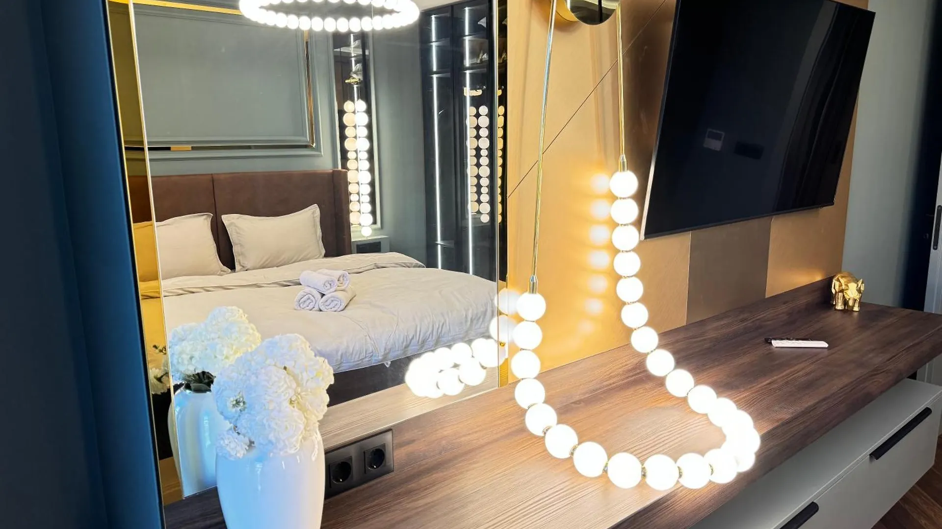 Kandinski Lux Apart Burgas City